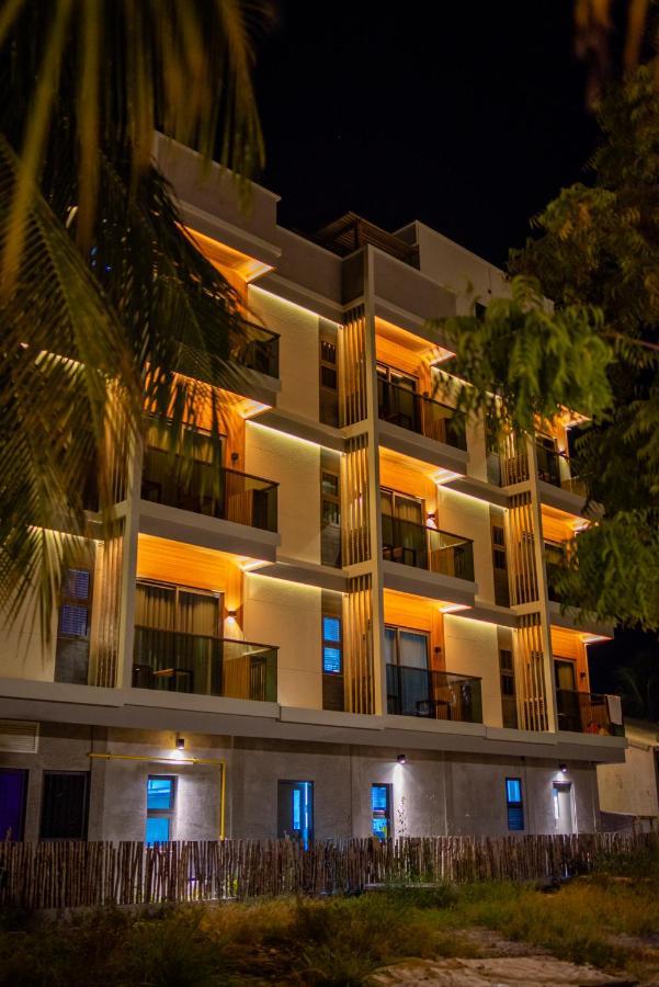 Ataraxis Grand And Spa Fuvahmulah ภายนอก รูปภาพ