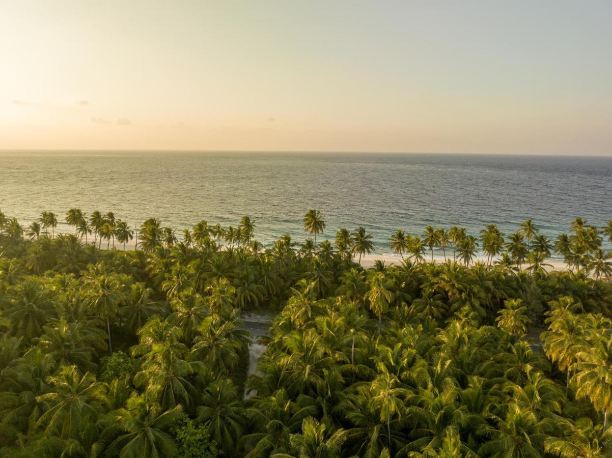Ataraxis Grand And Spa Fuvahmulah ภายนอก รูปภาพ