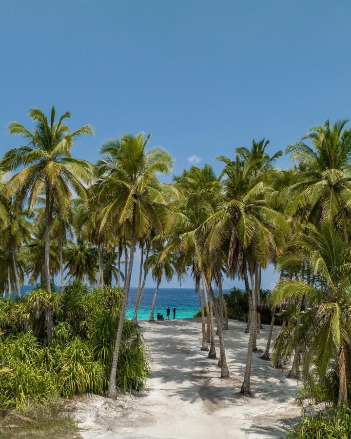 Ataraxis Grand And Spa Fuvahmulah ภายนอก รูปภาพ